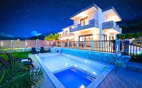 Sunlight Villas Heated Pool